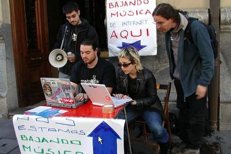 bajando-musica-internet