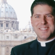 Sacerdote lanza una emisora de radio de msica cristiana por internet