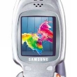 Samsung lanza el primer telfono celular con cmara de 7 megapixeles