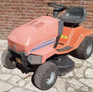 MINI TRACTOR CORTA CESPED 