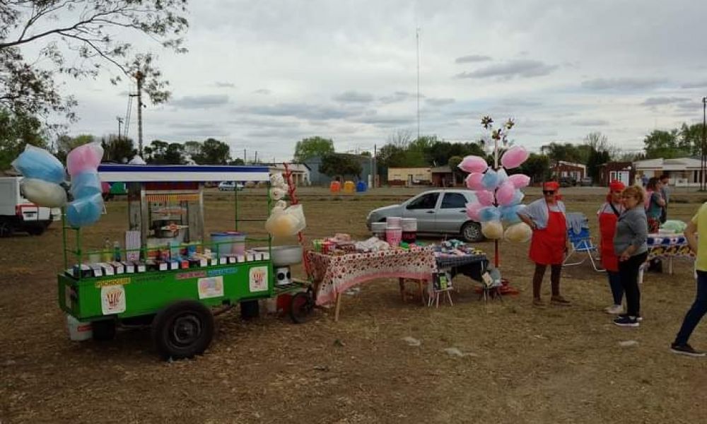 Se inauguró una nueva plaza en La Violeta