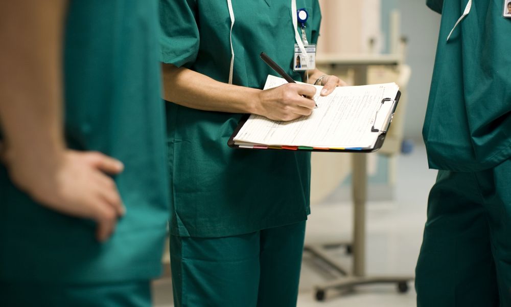 Profesionales de la Salud en estado de alerta