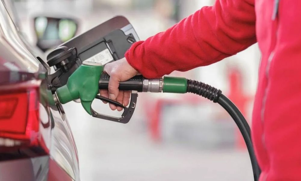Los combustibles subieron cerca de 6%