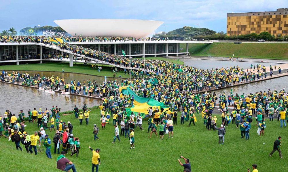 Asalto institucional bolsonarista en Brasil