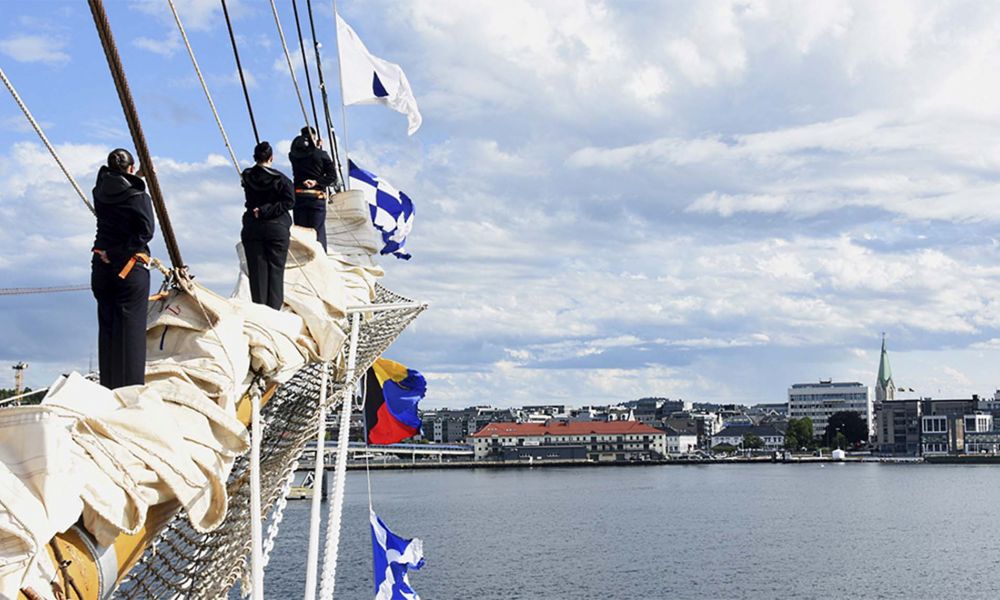 La Fragata Libertad hizo historia en Noruega
