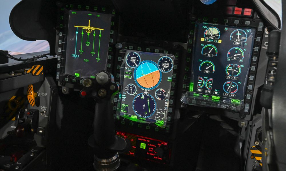 ¿Cómo es el nuevo simulador del avión PAMPA III?