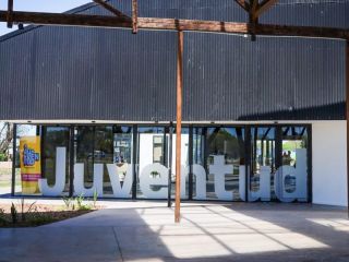 La Feria Estudiantil regresa al Galpón: Jóvenes creativos se reúnen para emprender y compartir su talento