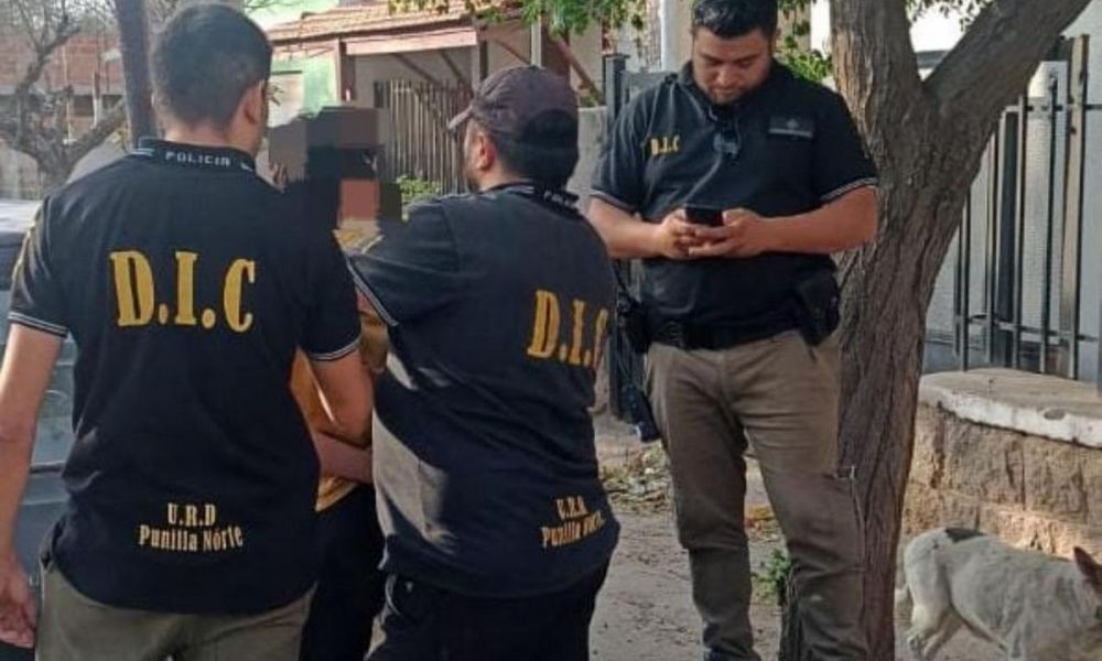 Joven de 19 años arrestado por incendios en Córdoba