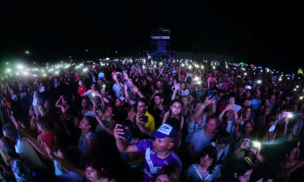 Exigen dos dosis para eventos masivos al aire libre