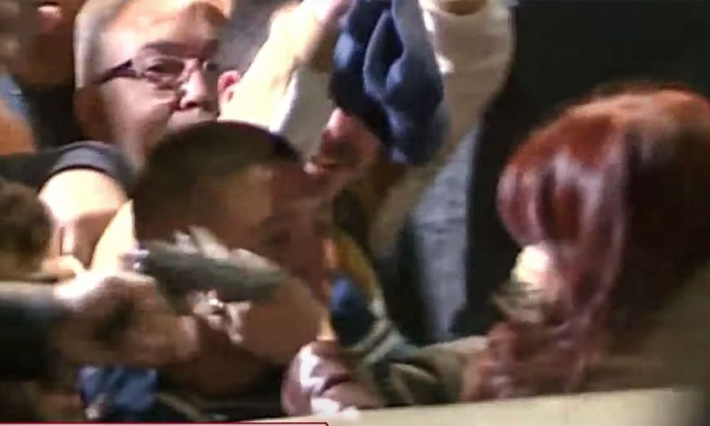 Atentaron contra la vida de Cristina Fernández