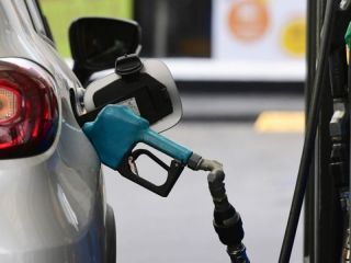 Nuevo aumento de naftas del 3%: Precios an retrasados un 12%