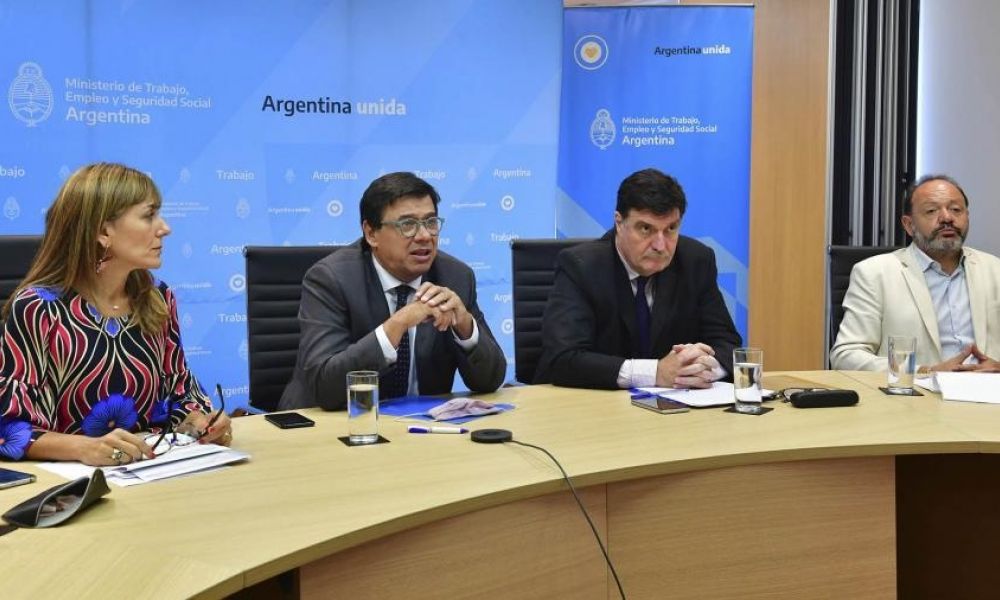 Acordaron un nuevo salario mínimo de $47.850