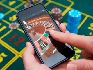 Golpe al juego clandestino: cae red de apuestas online con influencers involucrados