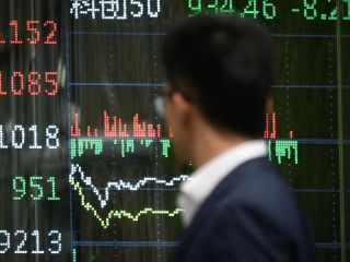 El Merval cae, el riesgo pas supera los 1.000 puntos y se disparan los dlares paralelos