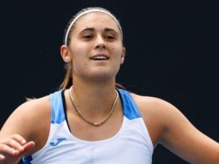 Julia Riera, con el sueño en polvo de ladrillo: Arranca su camino en Roland Garros