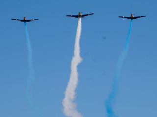 Petri celebra el 112 aniversario de la Fuerza Area Argentina con un llamado al orgullo nacional