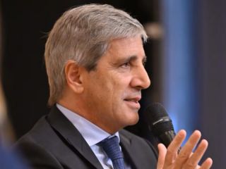 El Gobierno impulsa una nueva ley para incentivar el ingreso de los «dólares del colchón»