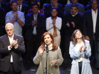 Cristina: El voto tiene que ser en defensa propia