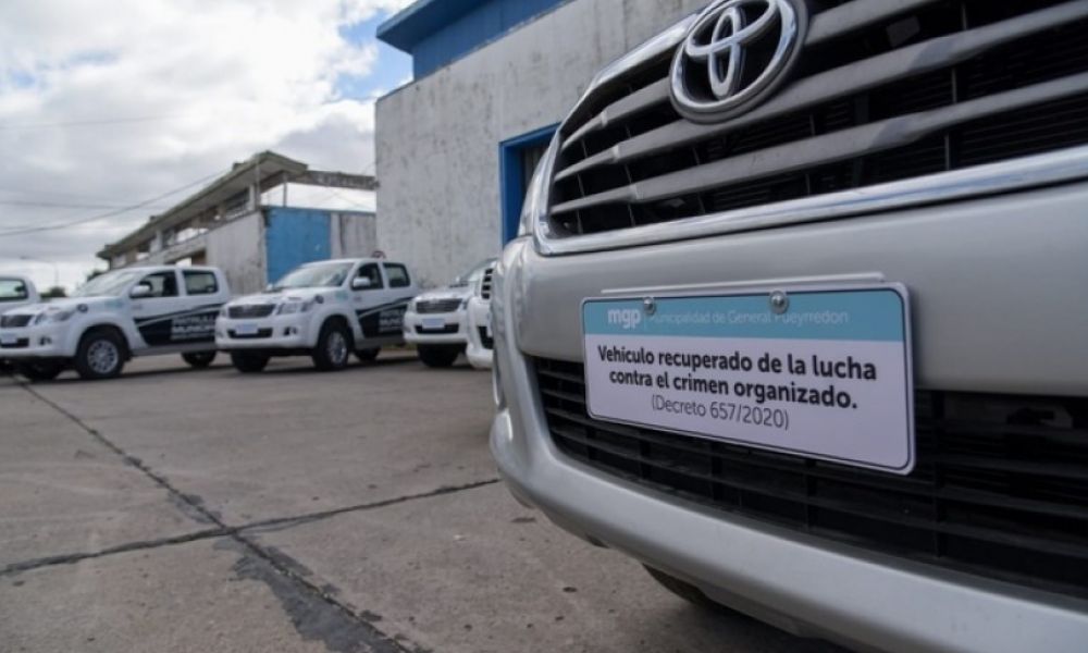 Usarán vehículos incautados al narcotráfico