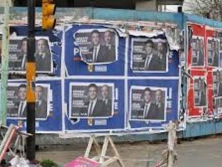 Para imitar: En Chivilcoy prohibieron pegar afiches de publicidad poltica en calles, plazas y parques