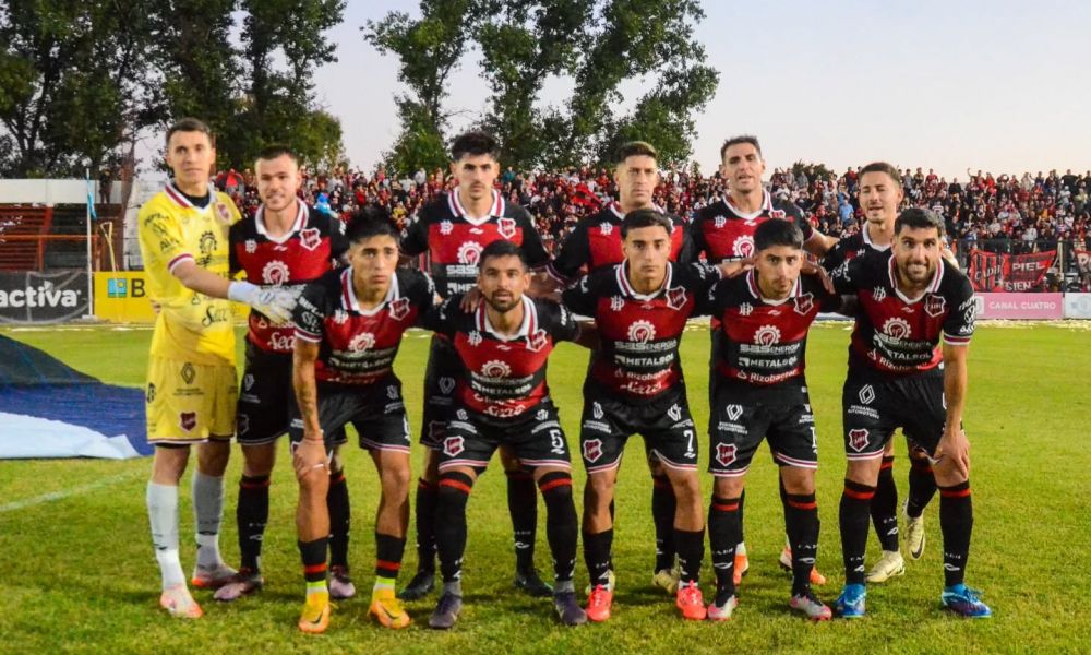 Rafaela dejó a Douglas contra las cuerdas