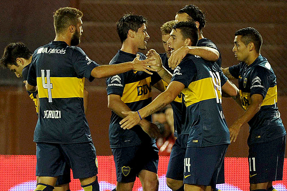 Boca le ganó a Lanús y alcanzó en la punta a River