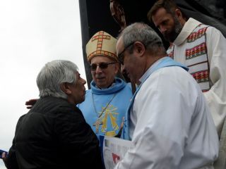 Crticas por la misa a pedido de Moyano