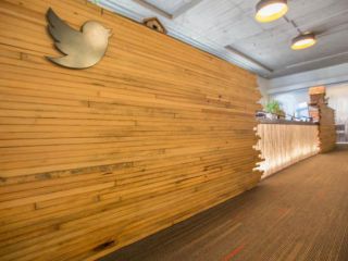 Ahora la competencia de WhatsApp se llama Twitter