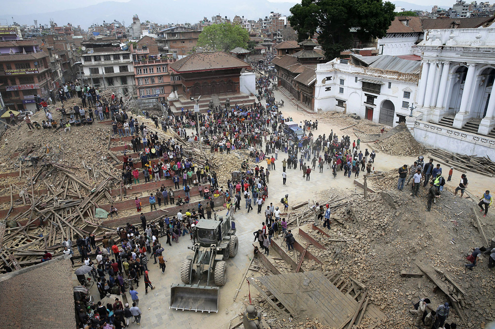 El terremoto desplazó Katmandú