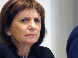 Bullrich: el problema no es el d�lar sino las mafias