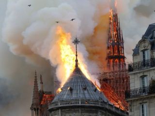 Macron: reconstruiremos la catedral de Notre Dame