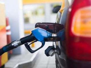 Los precios de los combustibles bajan un 3%: un respiro despus de aos
