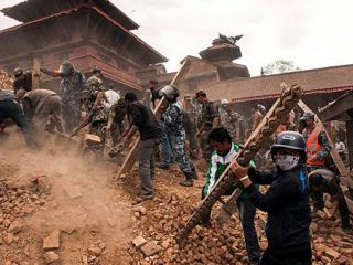Rplica del sismo de Nepal deja 66 muertos