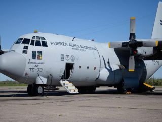 El cielo de Pergamino fue testigo de la repatriacin de 300 argentinos varados en Per y Ecuador