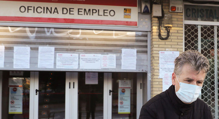 Menos contagios y muertes, y más preocupación por la recesión y el desempleo