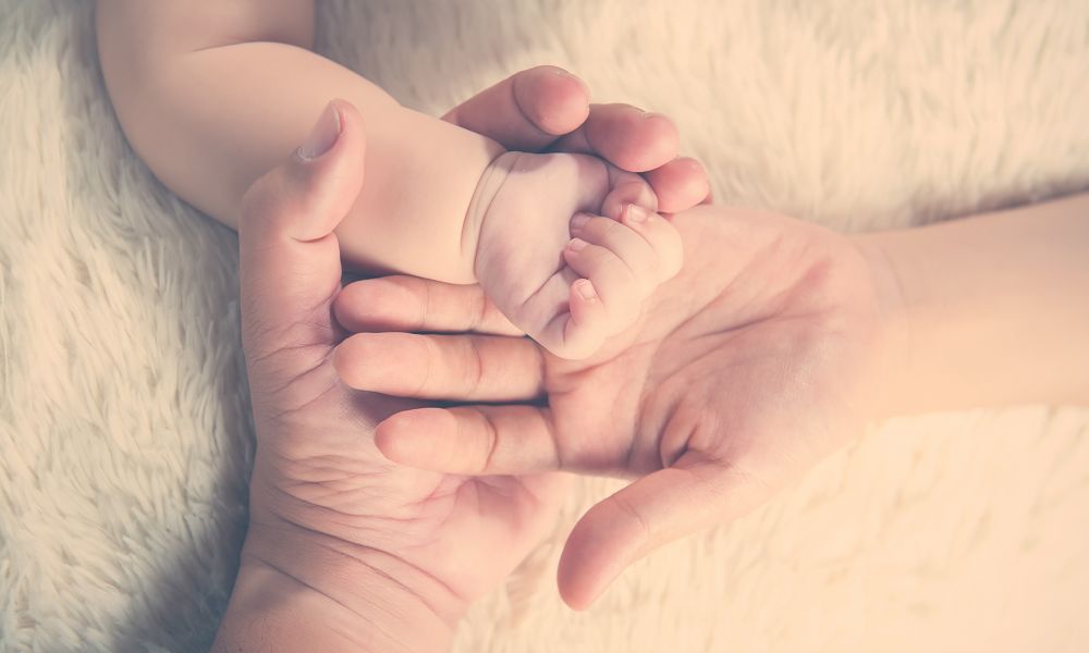 Alerta en Santa Fe por la muerte de un bebé con coqueluche