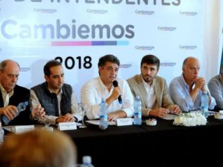 Intendentes del PRO enojados por la emboscada de Fernndez