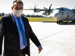 Entregan otro avi�n H�rcules modernizado para el plan de emergencia Covid -19