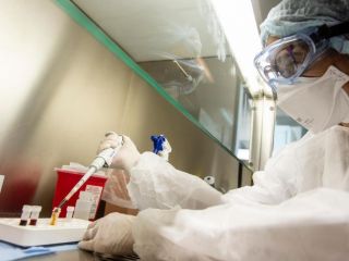 Pacientes que tuvieron coronavirus ya pueden donar plasma para un ensayo cl�nico