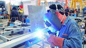 Permitirán actividades manufactureras, de construcción privada y comerciales de cercanía