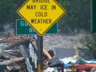 Tragedia en Texas: 49 muertos y decenas de niñas desaparecidas por una crecida fulminante del río Guadalupe