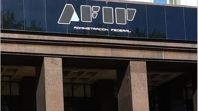 AFIP no dará de baja a monotributistas por falta de pago en mayo