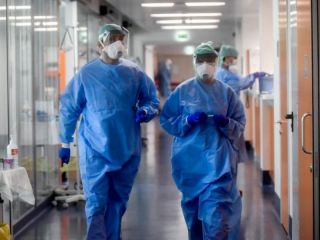 Oficializan la decisi�n de otorgar licencia de 12 d�as a trabajadores de la salud bonaerense