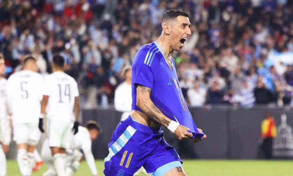 Argentina remonta y vence a Costa Rica