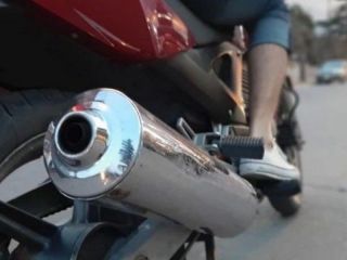 Ruidos molestos bajo la lupa: Buscan compactar motos con escapes ilegales