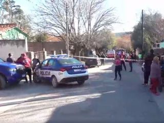 Valle Hermoso en shock: Un niño murió atrapado en un auto en llamas