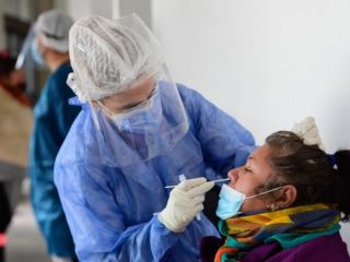 La tercera ola de coronavirus contina en retirada