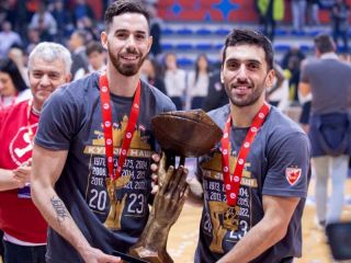 Facundo Campazzo y Luca Vildoza, campeones en Serbia