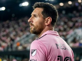 Messi volvió a jugar tras la muerte de su padre y recibió una ovación en Miami