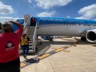 Crdoba: Pnico en avin de Aerolneas que sufri una despresurizacin y debi aterrizar de emergencia